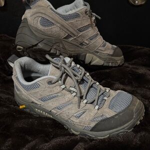 Merrell  Moab Gray hiking shoes